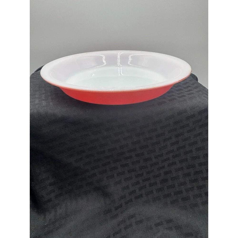 Vintage Pyrex Pie Plate Dish Ovenware 8.5